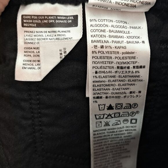 Levi's Classic Mid Rise Skinny Corduroy Jean in Black size 32 - Picture 8 of 8